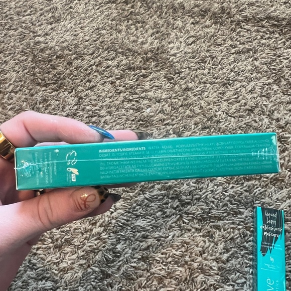 Thrive Cosmetics Liquid Lash Extension Mascara new in packaging- black - Picture 4 of 6